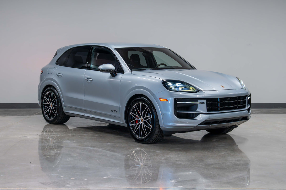 2025 Porsche Cayenne V8 GTS