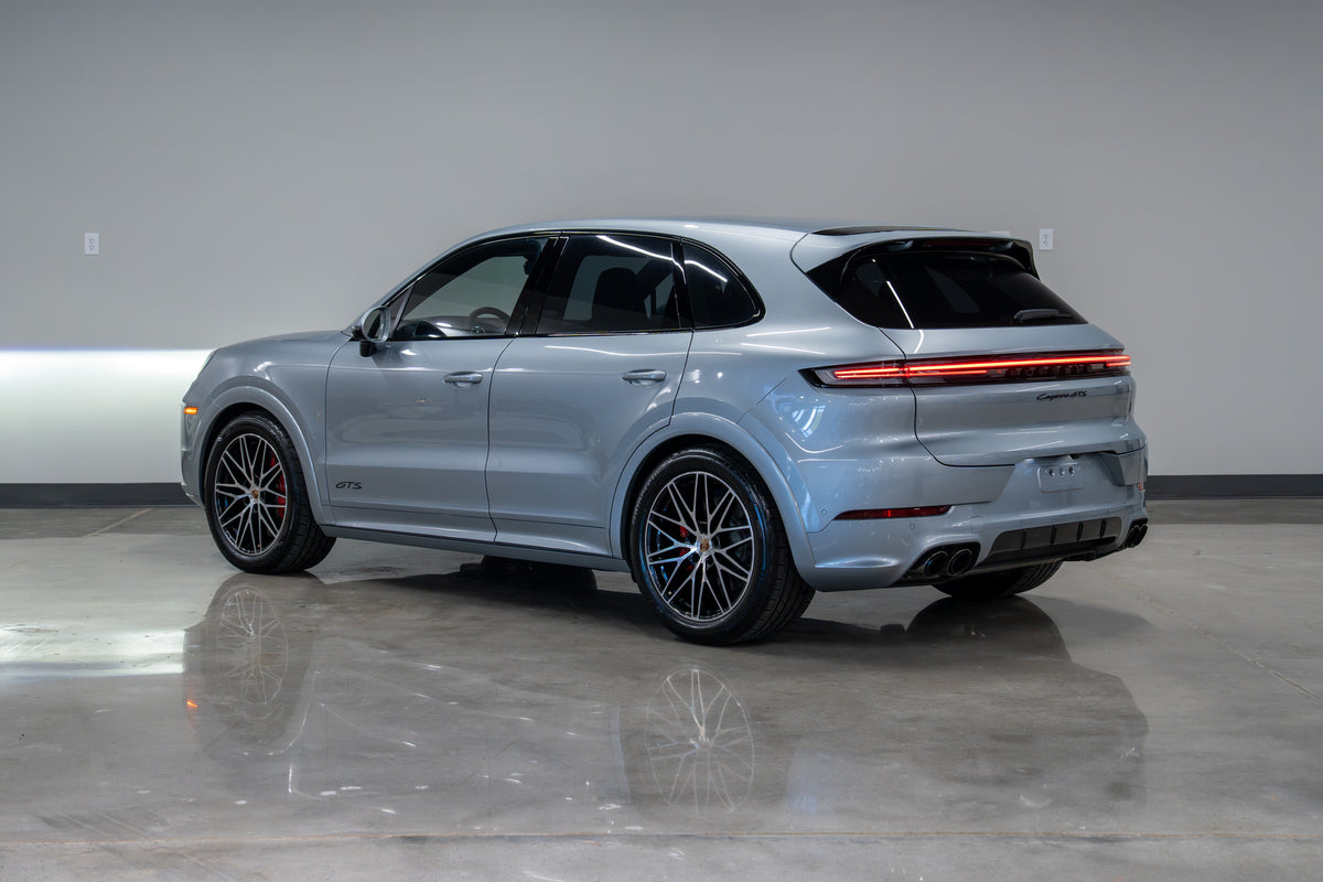 2025 Porsche Cayenne GTS