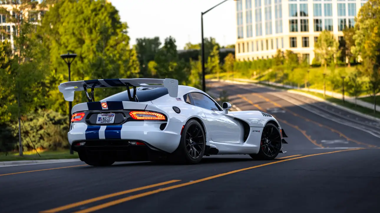 2017 Dodge Viper GTS-R